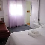 펜션 De Lujo Con Piscina Privada Cerca De *